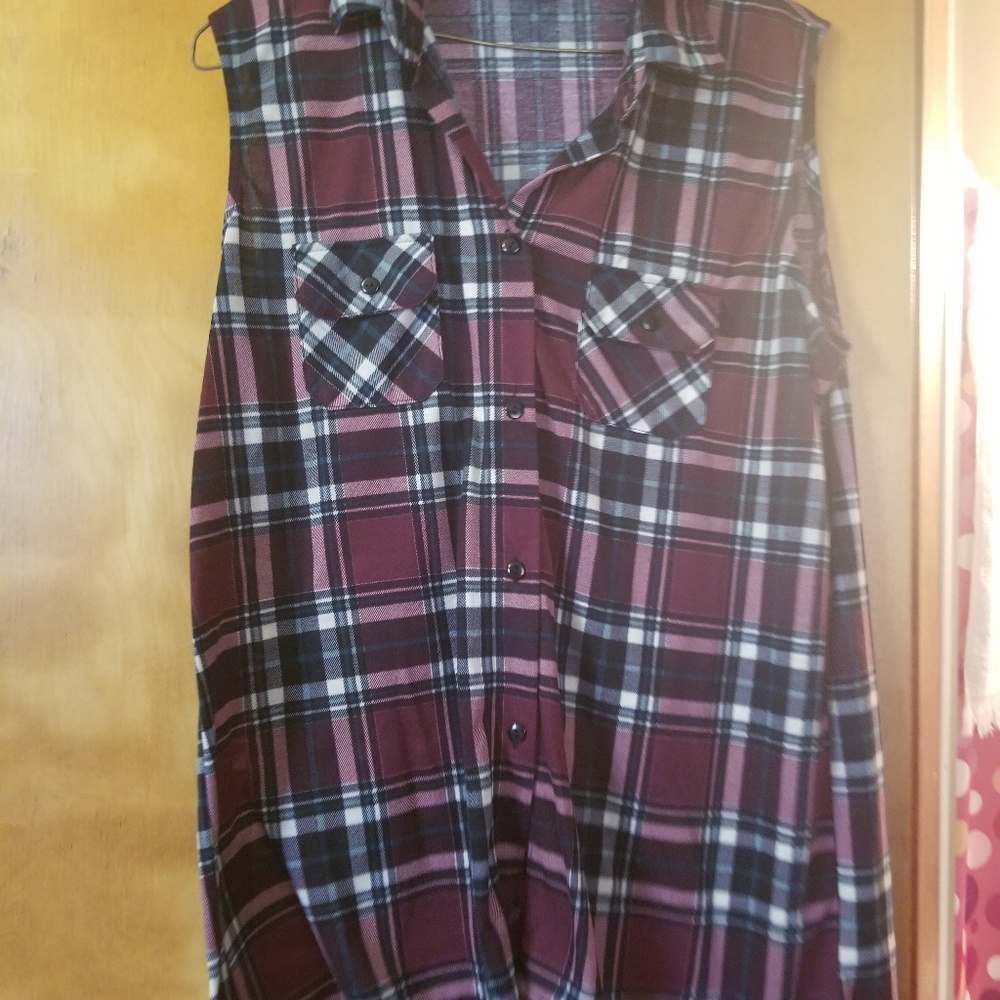 tank tops - Picture 4 of 6